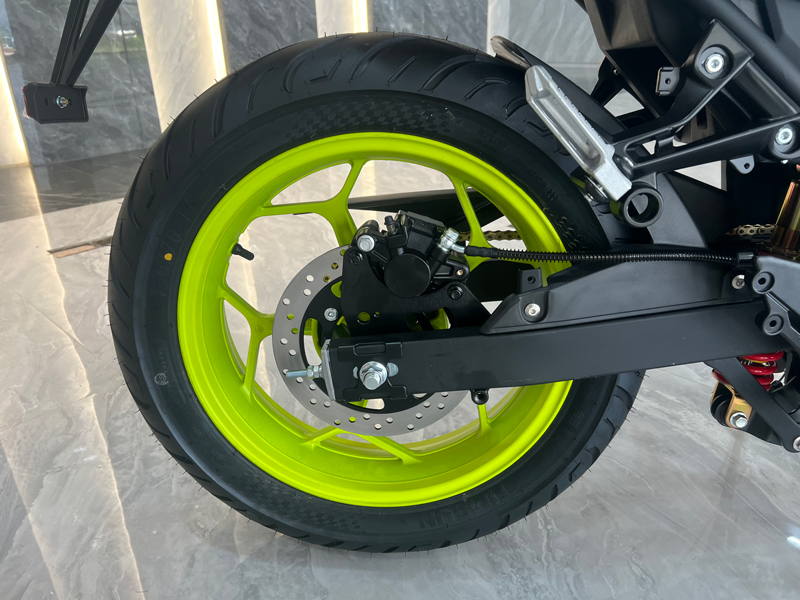 Электромотоцикл R6 1